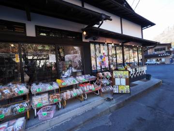 茨城県久慈・廃校と滝巡り｜旅ライド倶楽部・関西