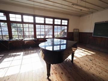 茨城県久慈・廃校と滝巡り｜旅ライド倶楽部・関西