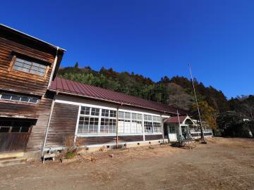 茨城県久慈・廃校と滝巡り｜旅ライド倶楽部・関西