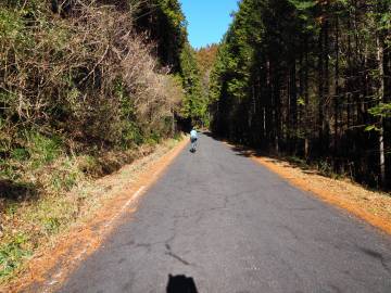 茨城県久慈・廃校と滝巡り｜旅ライド倶楽部・関西
