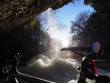 茨城県久慈・廃校と滝巡り｜旅ライド倶楽部・関西