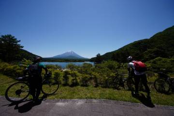 新緑の絶景 富士五湖ライド｜旅ライド倶楽部・関西