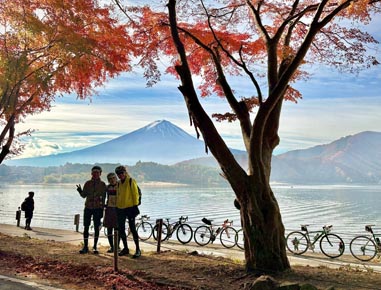 2025.11.22(sat)～24(mon)｜紅葉の富士五湖と勝沼ワイン試飲｜旅ライド倶楽部・関西